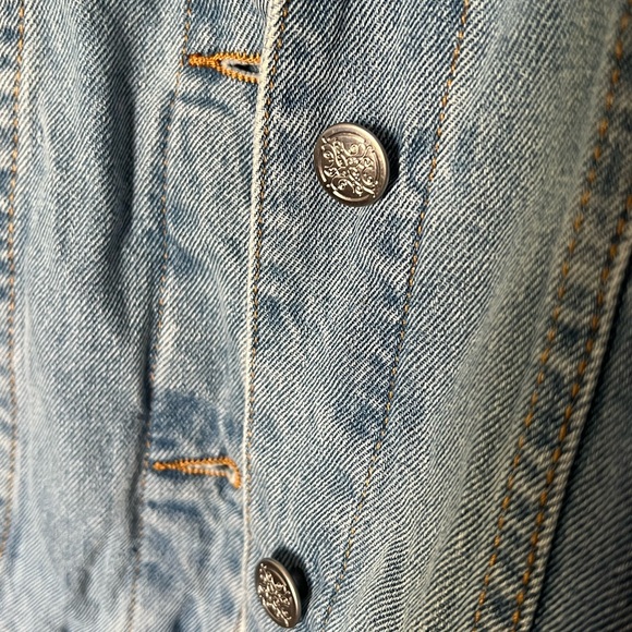 David’s Bridal | Embroidered Bride Jean Jacket with Flowers - Picture 10 of 10